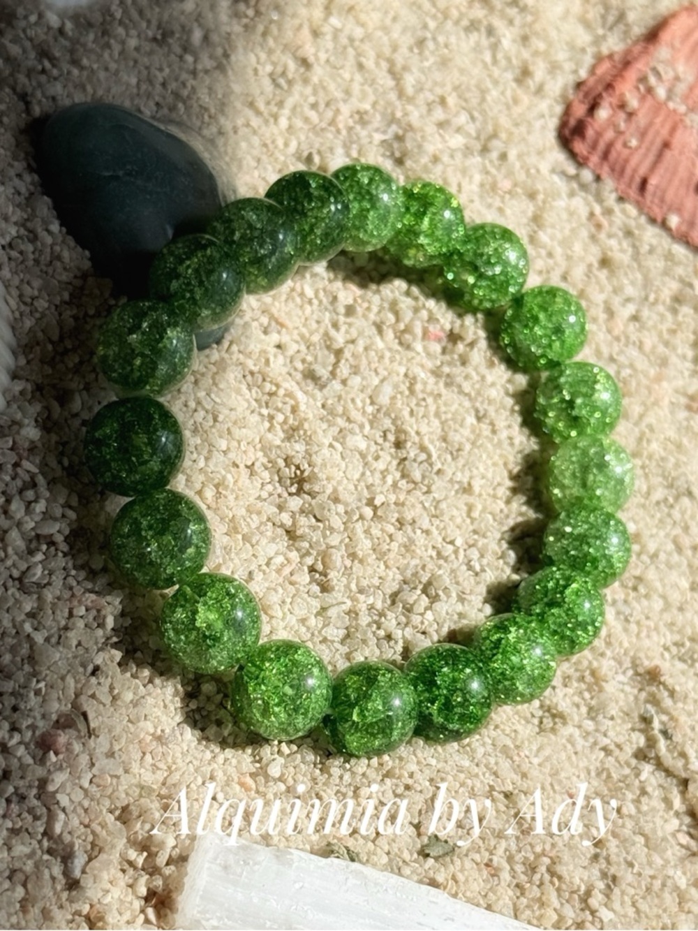 Alquimia Sparkling Lime Green Crackle quartz Stretch Bracelet